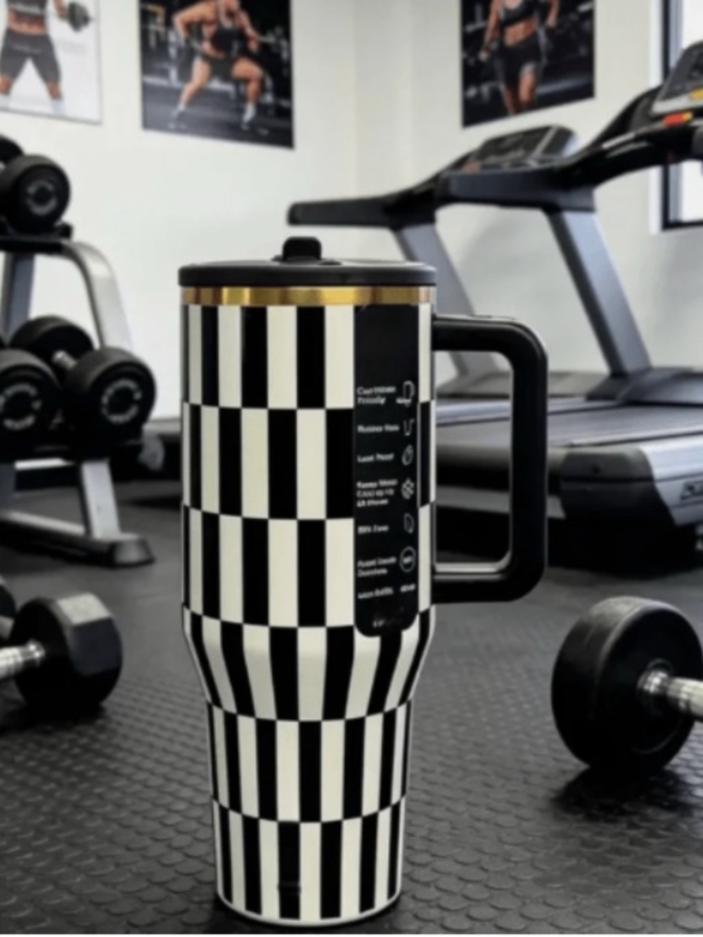 HydroJug Traveler 40 oz Black & White